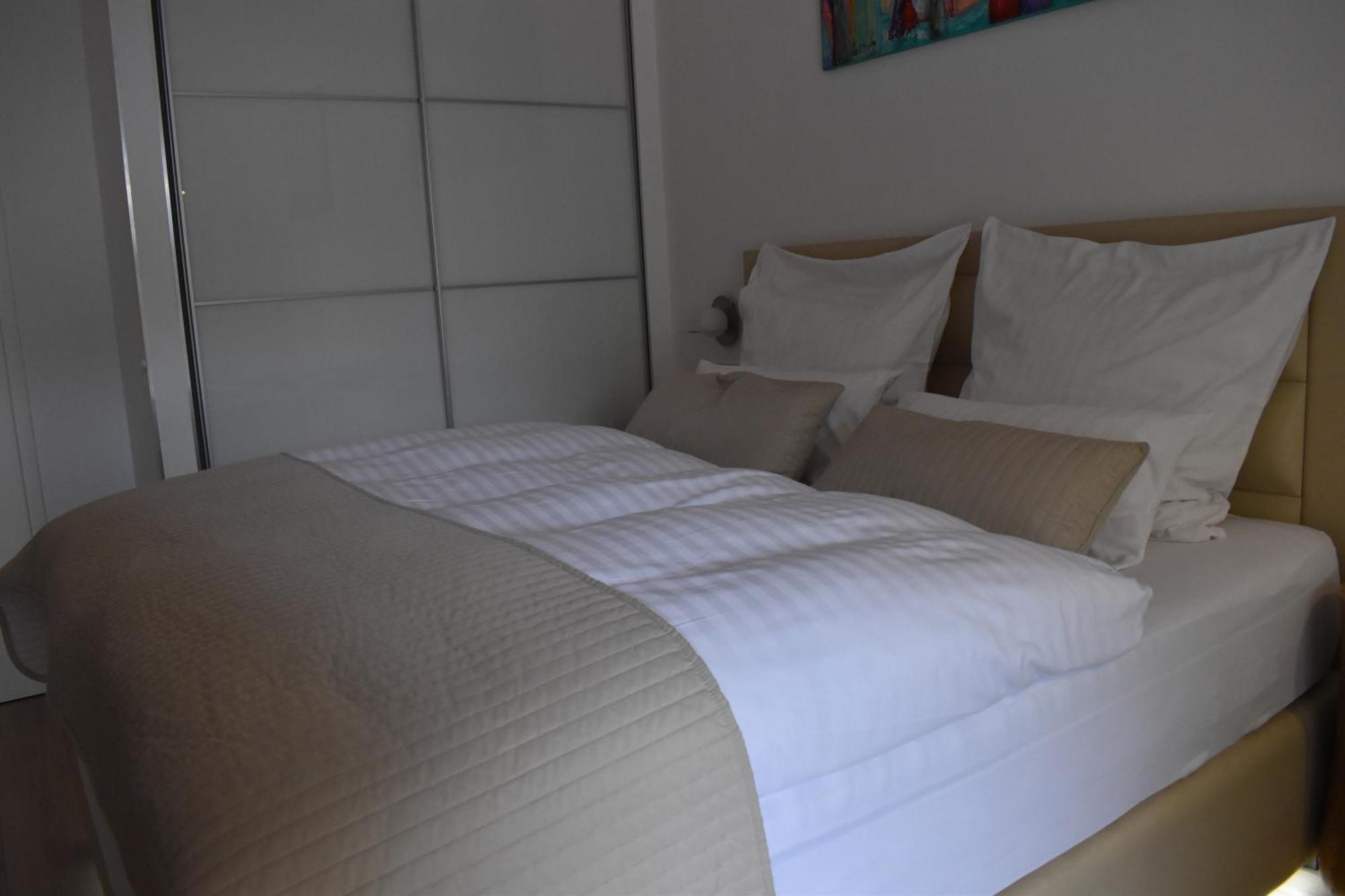 Destino City Apartments Zadar Luaran gambar